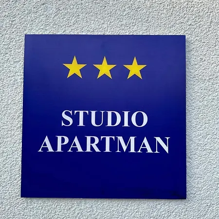 Studio Apartman Apollonia Sinj Exterior photo